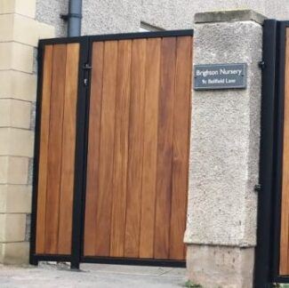 Timber Side Gates & Fixed Panel