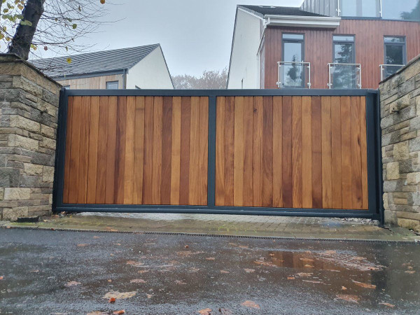 Tall Metal Framed Timber Sliding