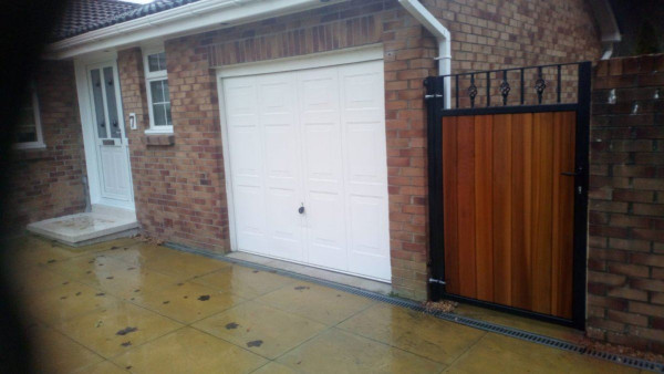 Metal Framed Timber Side Gate With Railhead