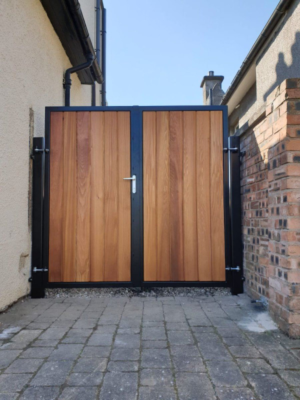 Short Metal Framed Cedar Driveway Gates
