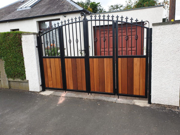 Metal Framed Half Timber Bi Fold Gate with Railhead