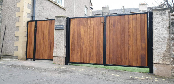 Tall Metal Framed Timber Driveway Gate with Side Gate