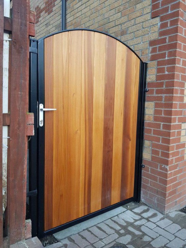 Tall Rounded Metal Framed Timber Side Gate